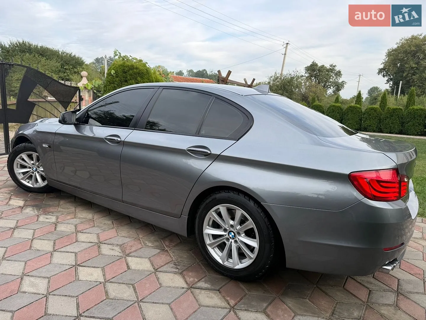 2011 BMW 5er - мініатюра 18