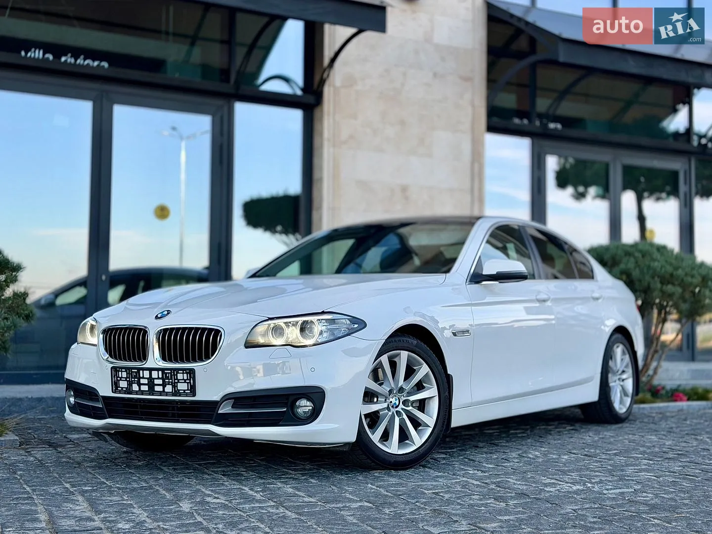 2016 BMW 5er - мініатюра 5