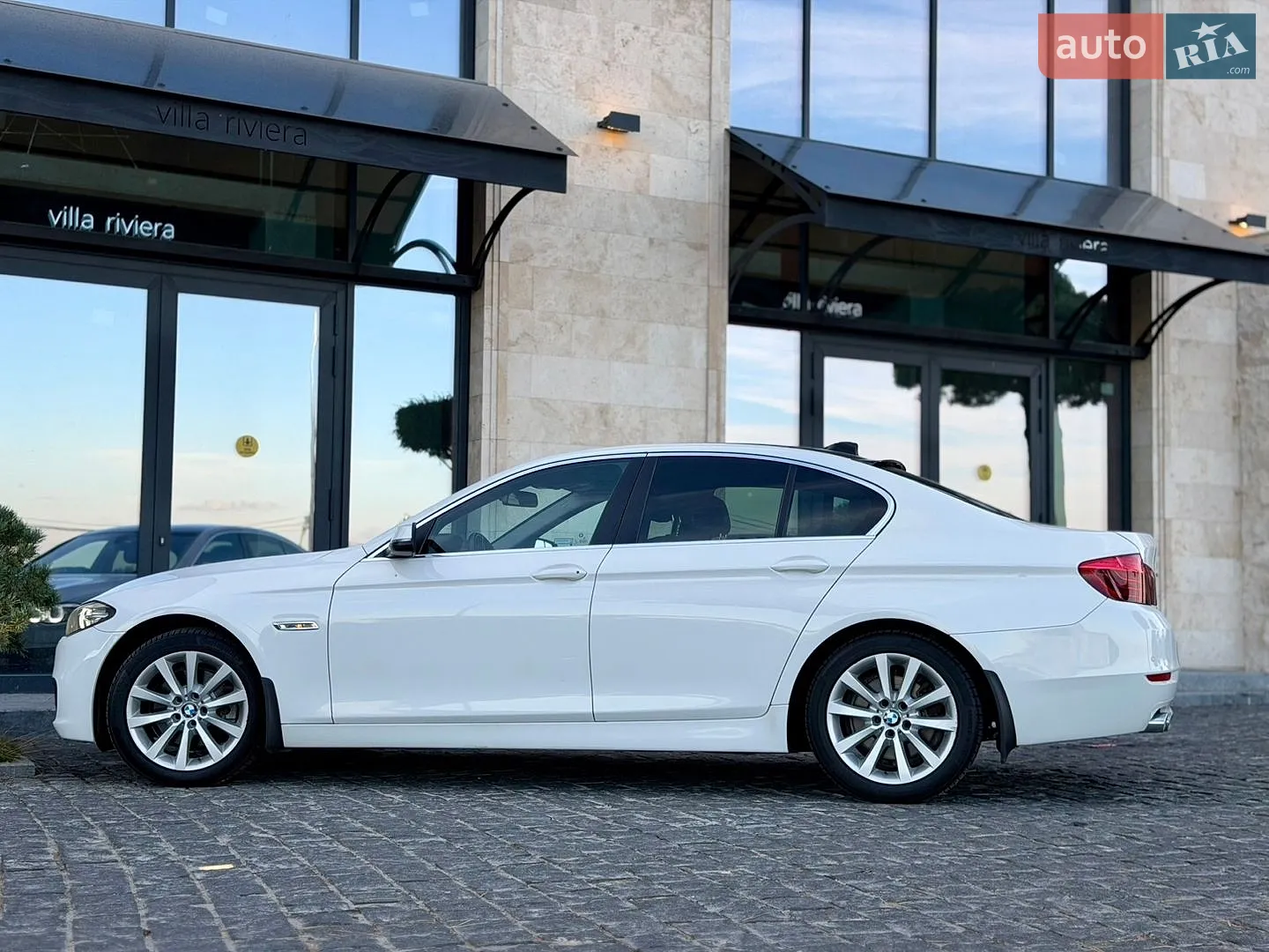 2016 BMW 5er - мініатюра 21