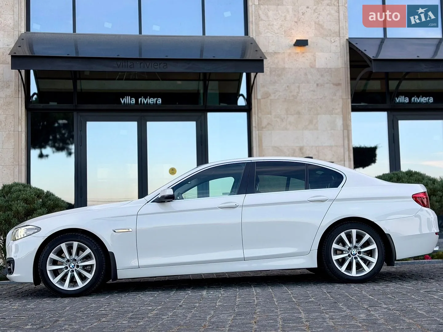 2016 BMW 5er - мініатюра 26