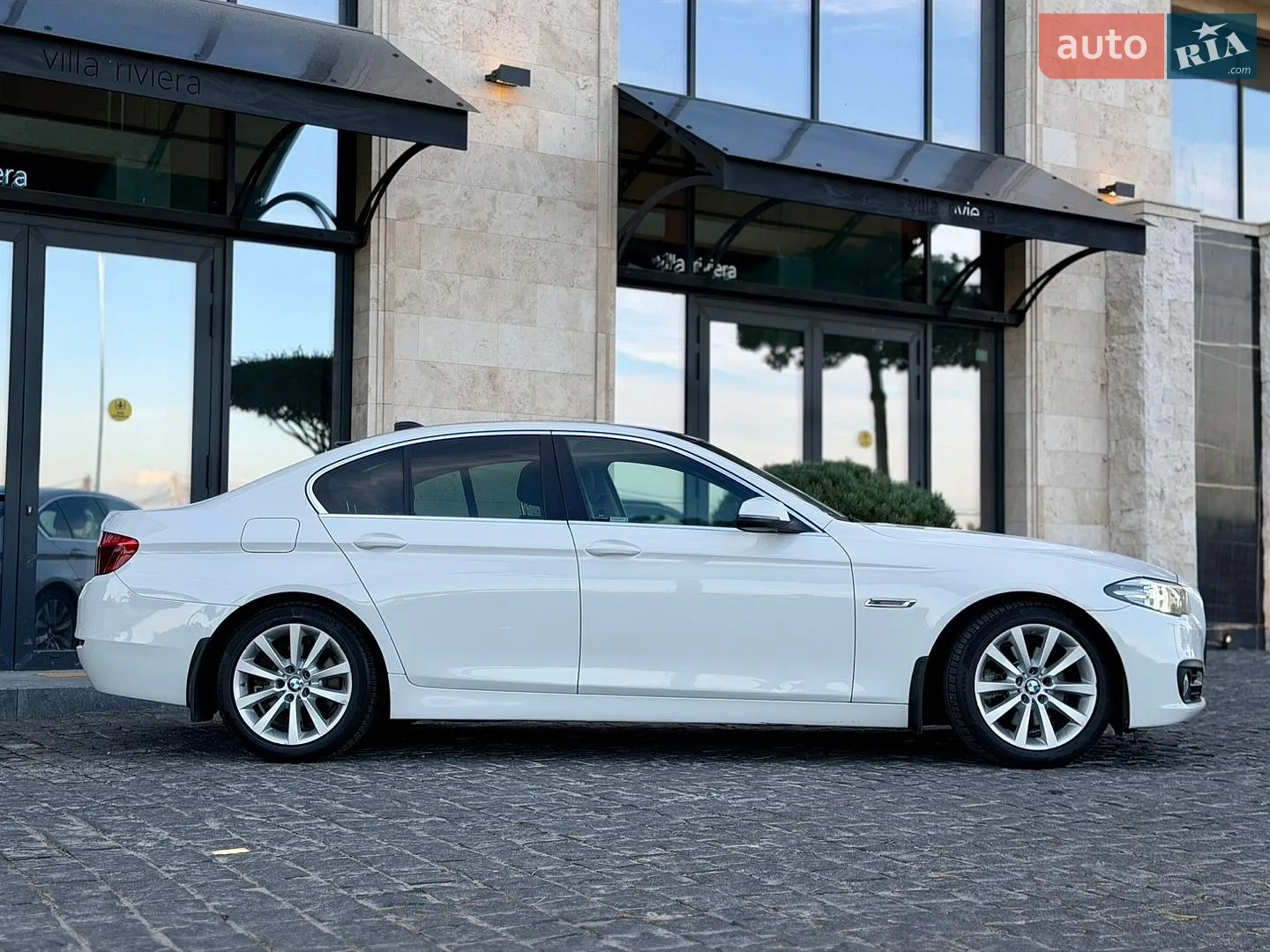 2016 BMW 5er - мініатюра 19