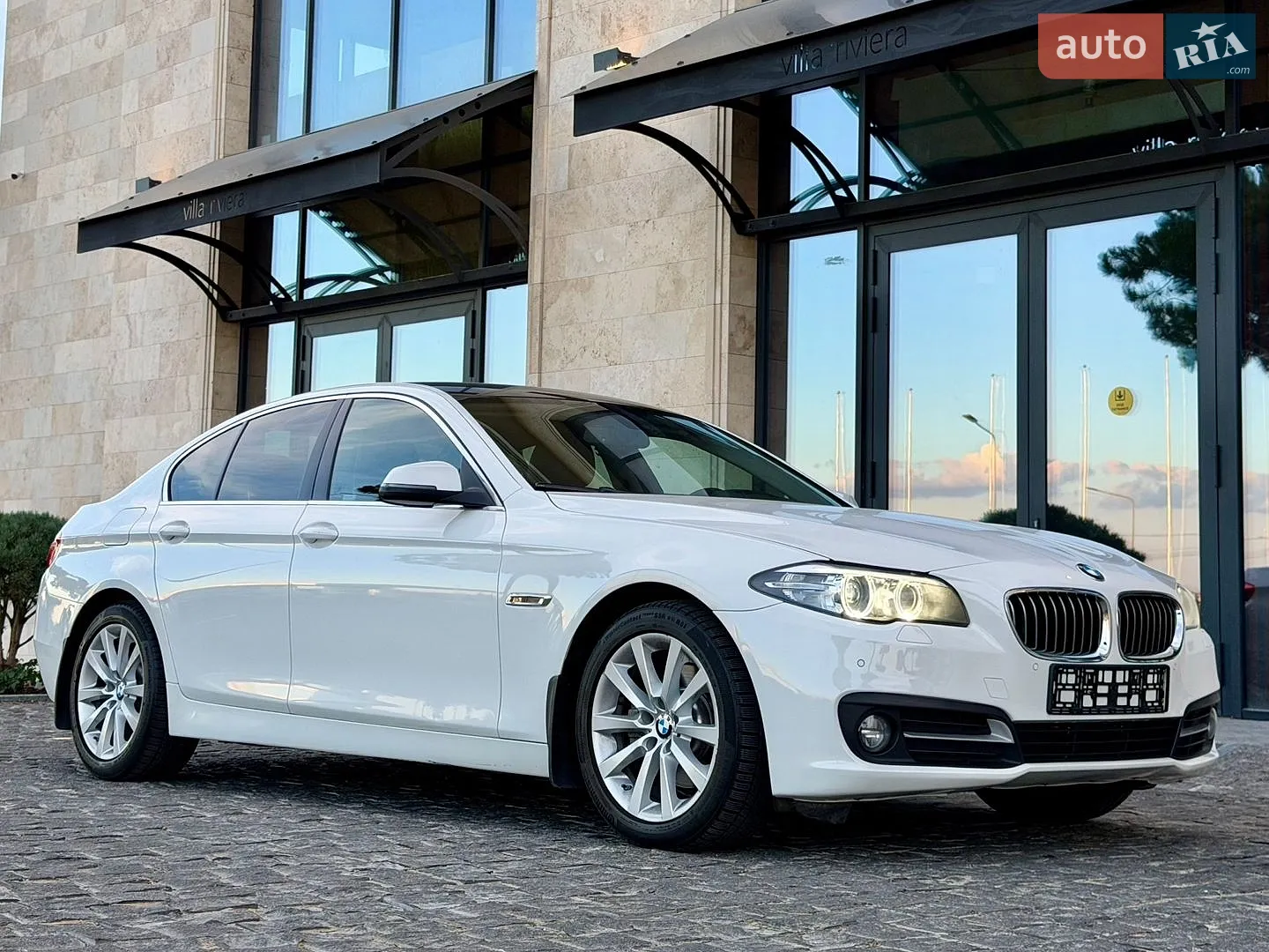 2016 BMW 5er - мініатюра 13
