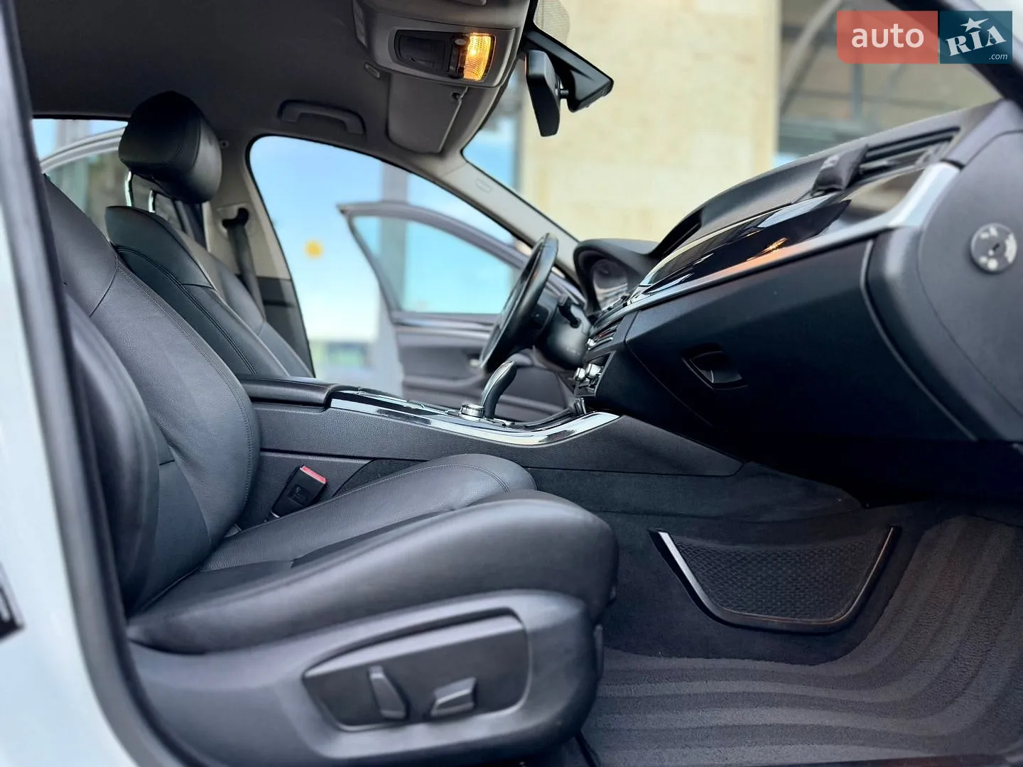 2016 BMW 5er - мініатюра 87