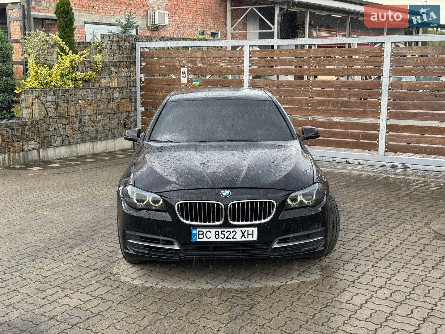 2010 BMW 5er - мініатюра 16