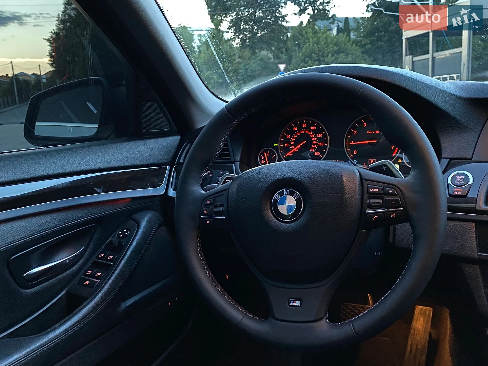 2013 BMW 5er - мініатюра 21