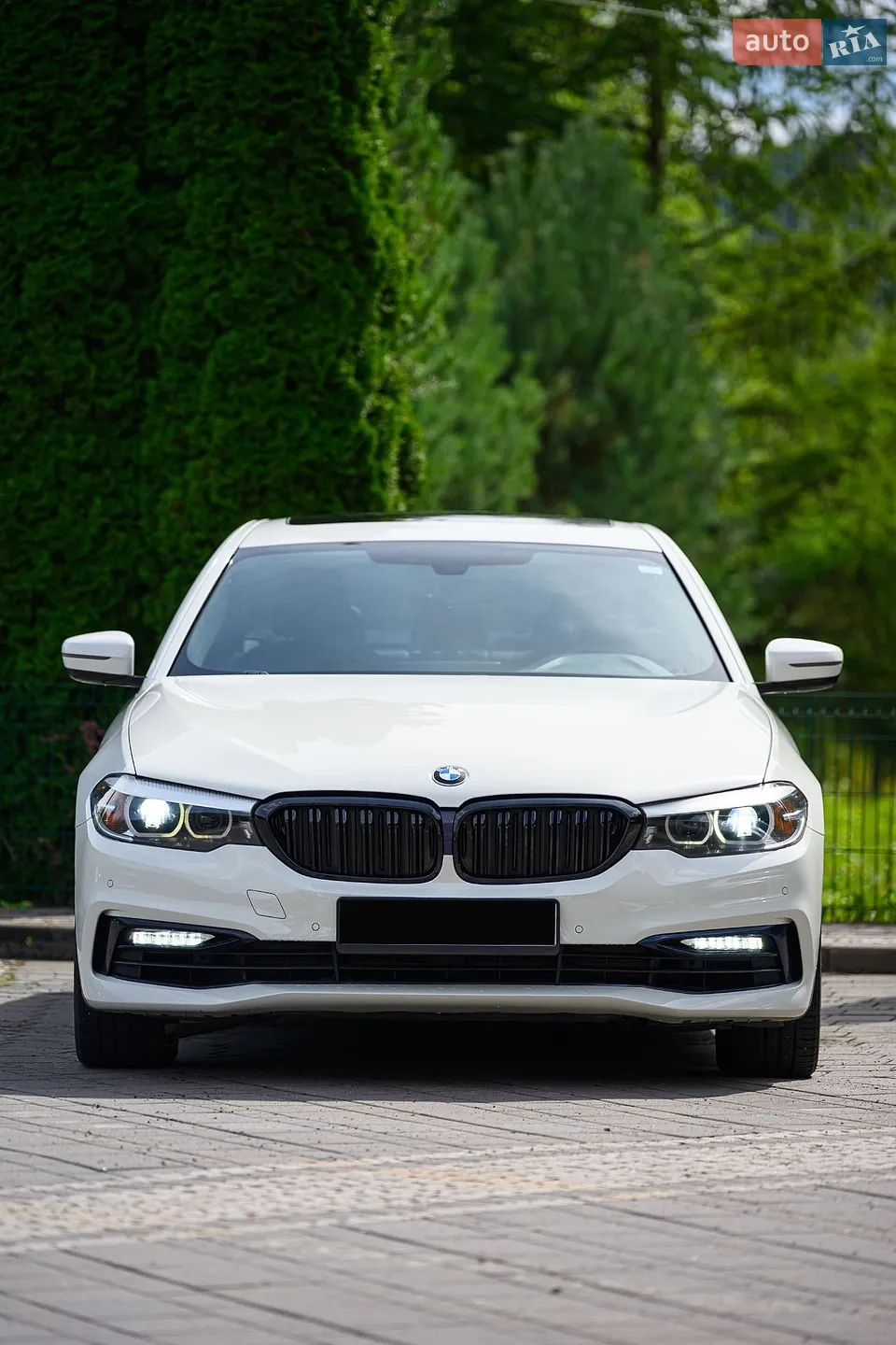 2017 BMW 5er - мініатюра 10
