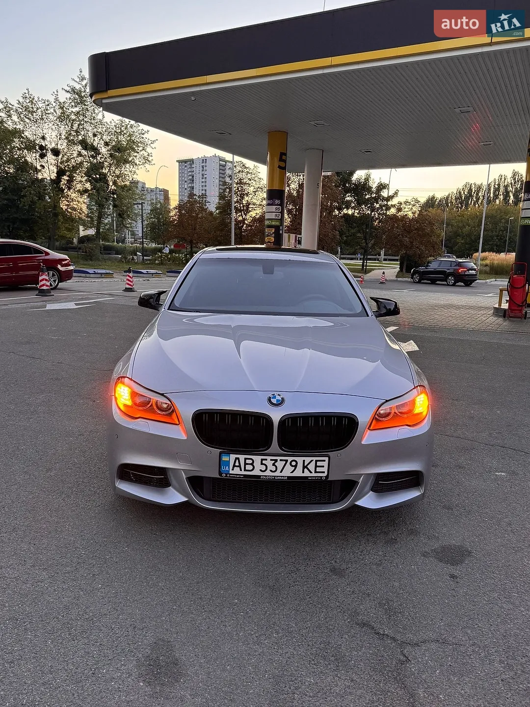 2012 BMW 5er - мініатюра 2