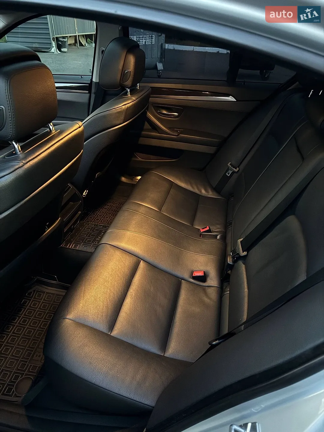 2012 BMW 5er - мініатюра 12
