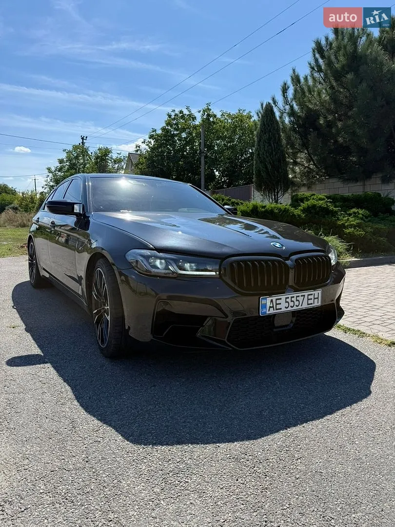 2017 BMW 5er - фото 1