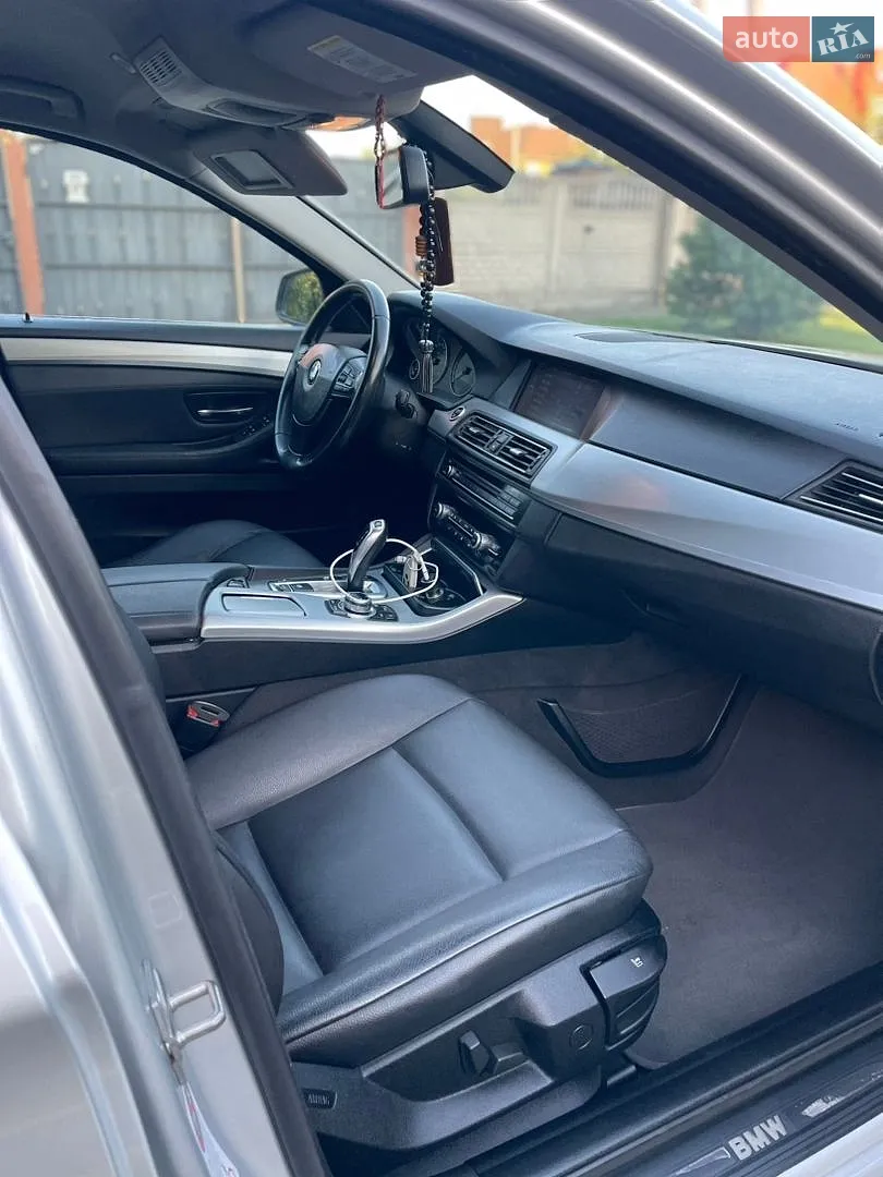 2010 BMW 5er - мініатюра 23