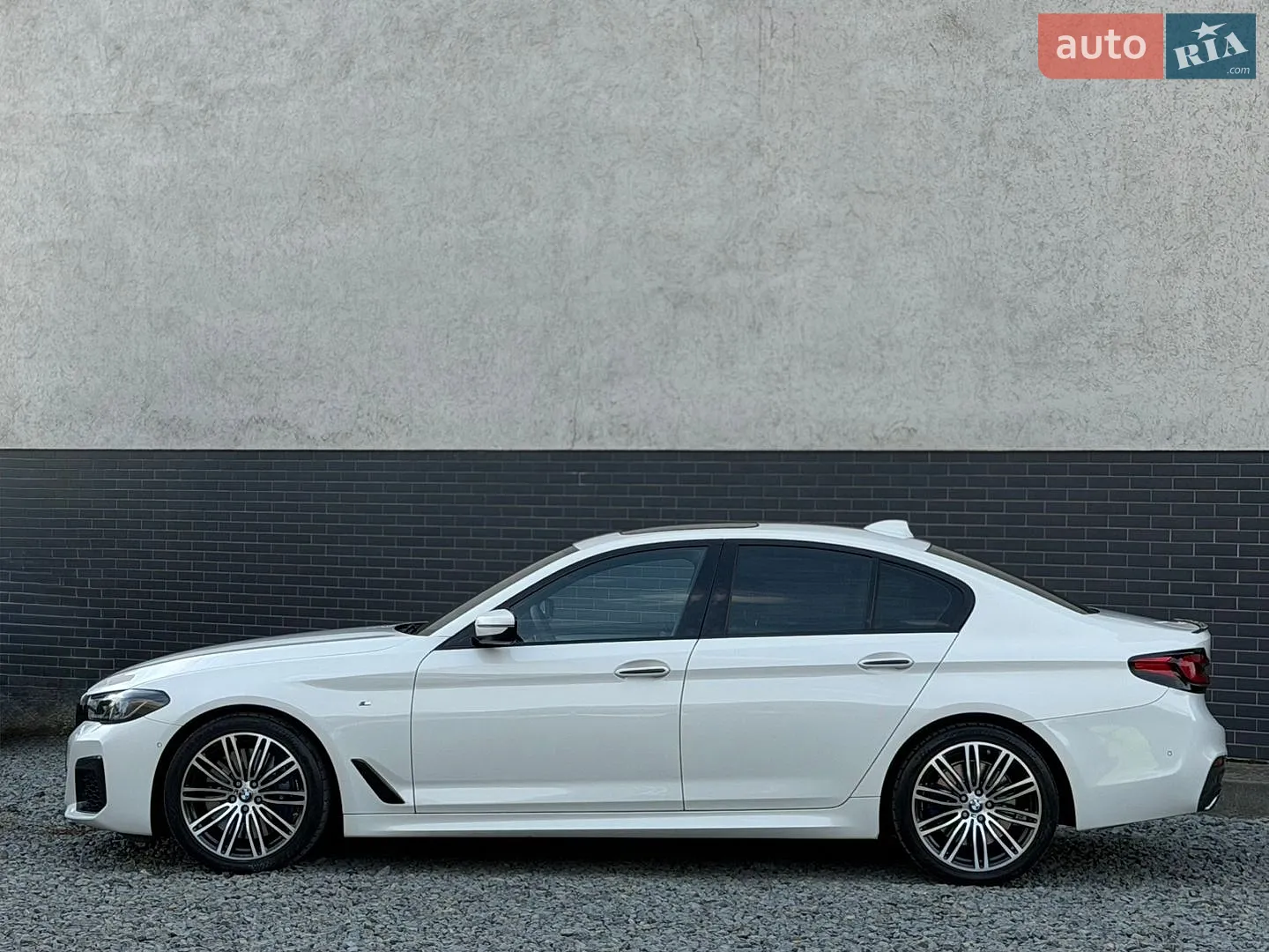 2017 BMW 5er - мініатюра 4