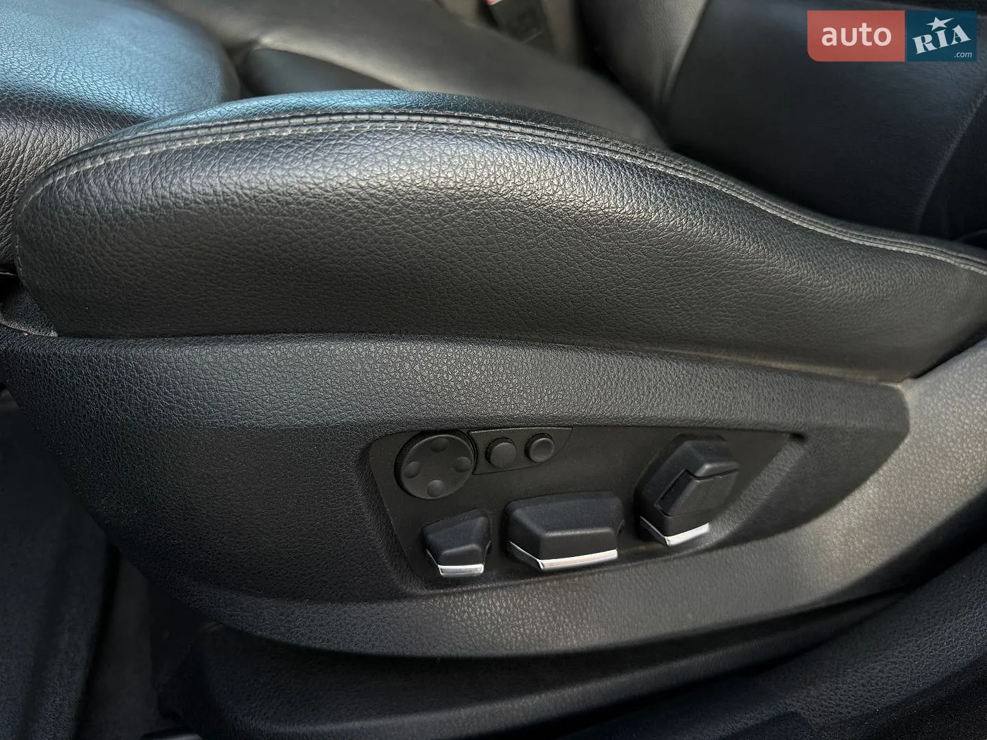 2011 BMW 5er - мініатюра 15