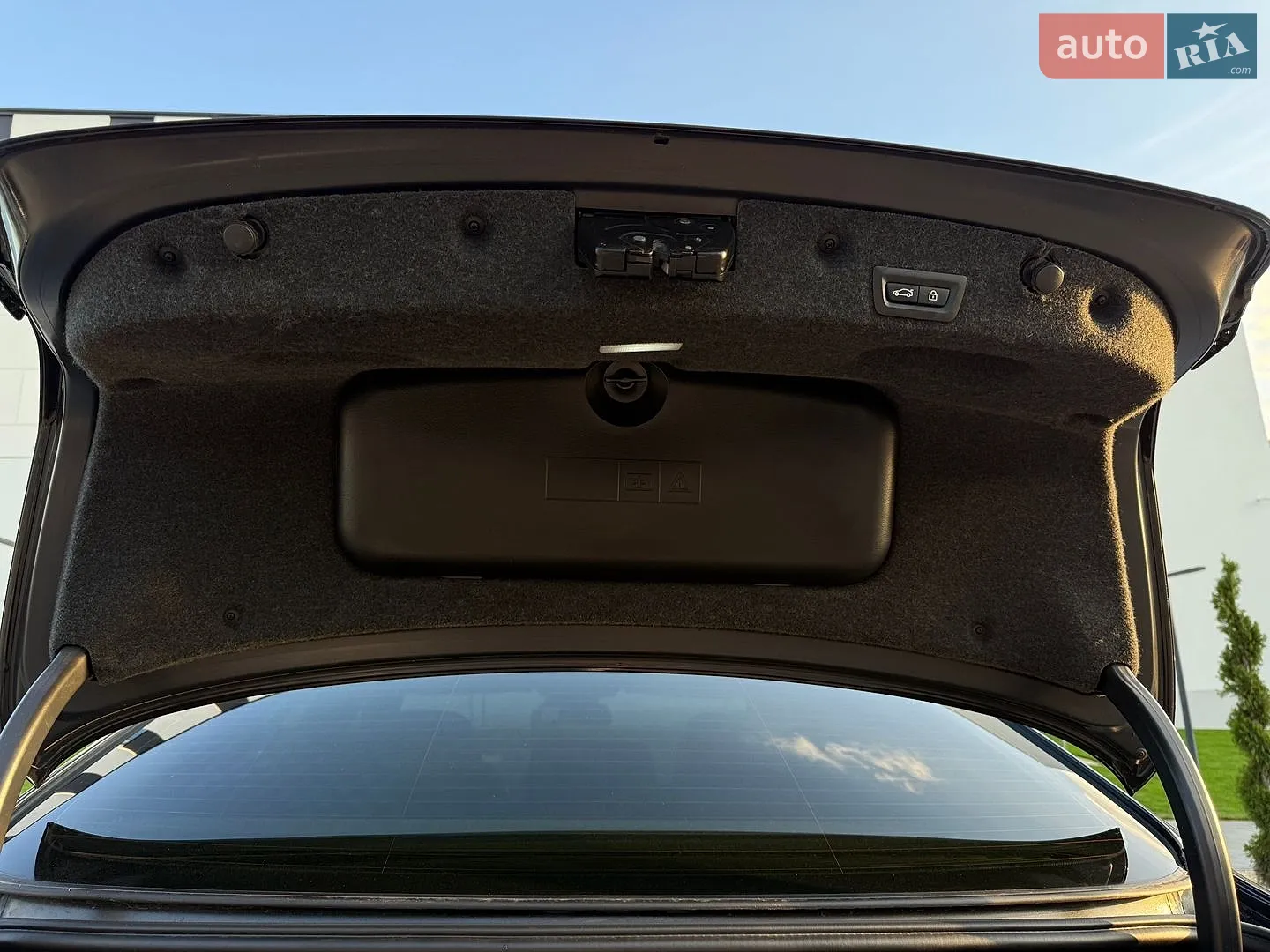 2011 BMW 5er - мініатюра 33