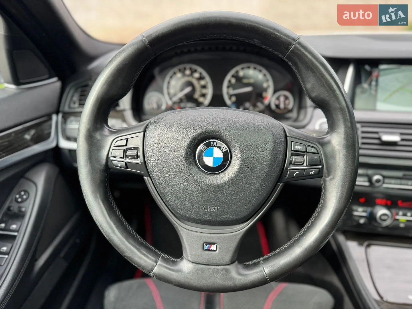 2013 BMW 5er - мініатюра 23