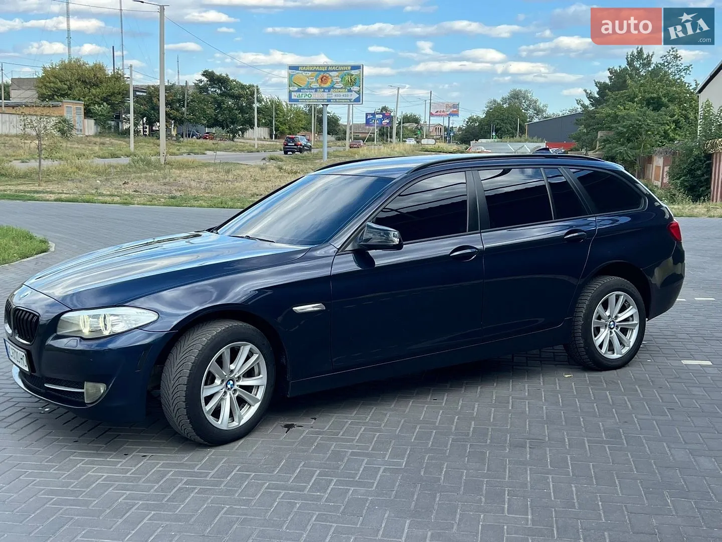 2011 BMW 5er - мініатюра 3