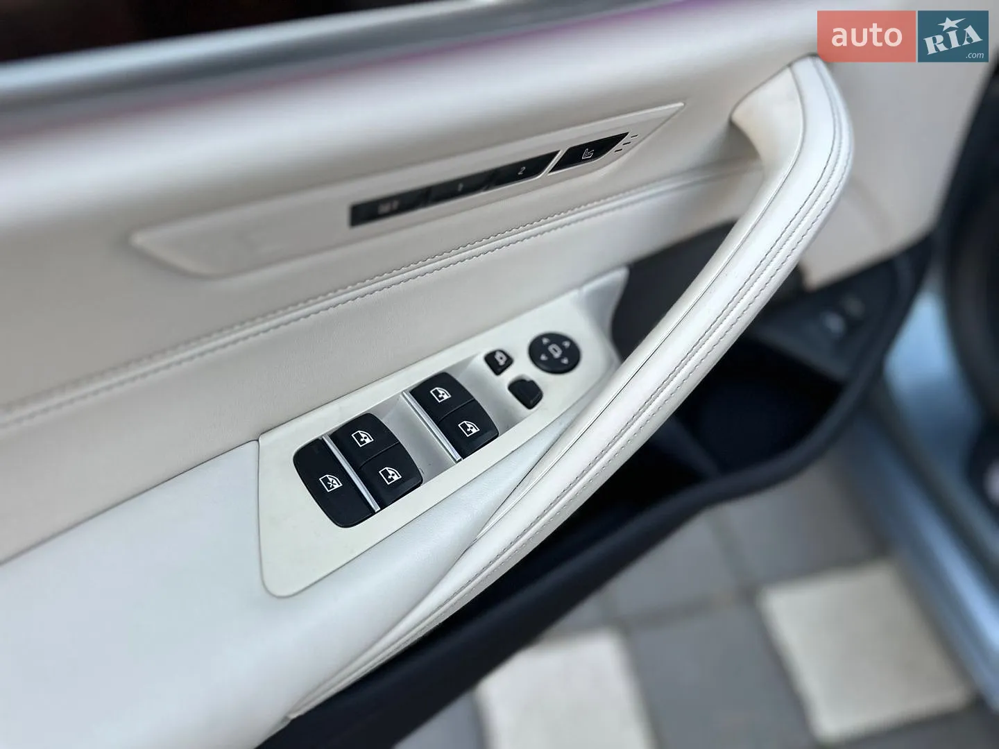 2017 BMW 5er - мініатюра 26