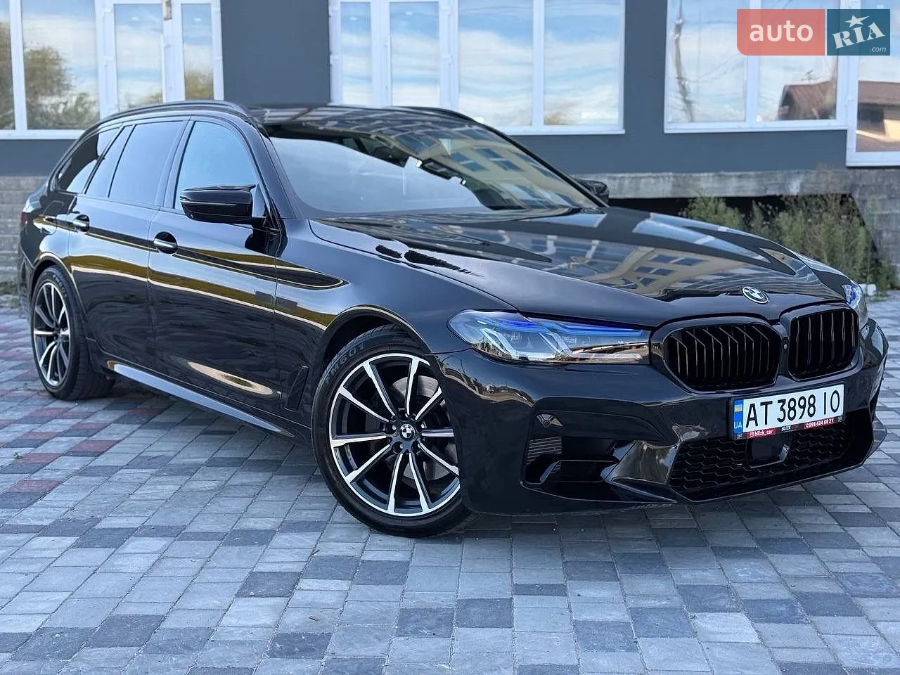 2017 BMW 5er - мініатюра 3