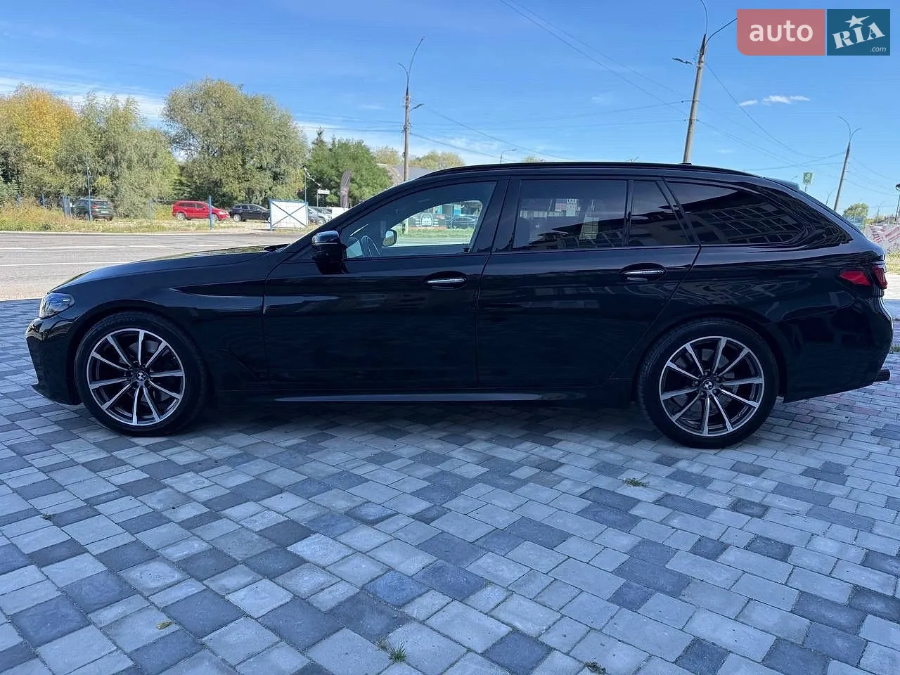 2017 BMW 5er - мініатюра 17