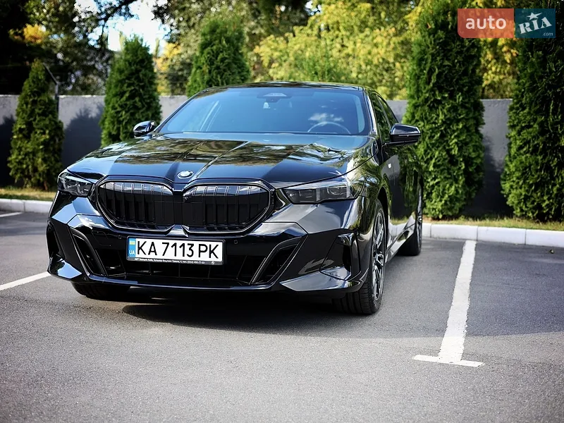 BMW 5 Series 2023