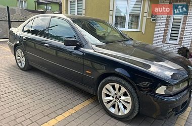 Седан BMW 5 Series 1998 в Глыбокой