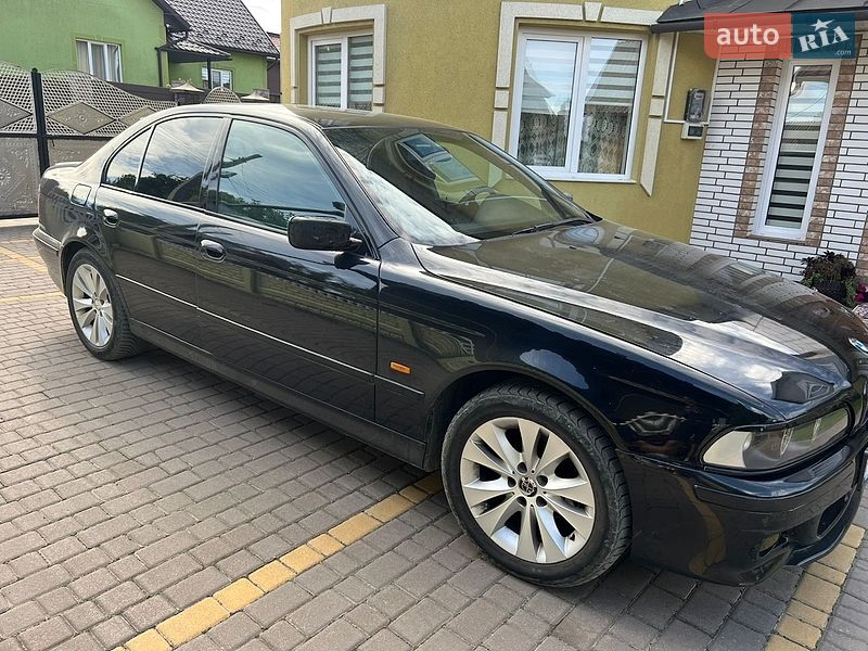 Седан BMW 5 Series 1998 в Глыбокой
