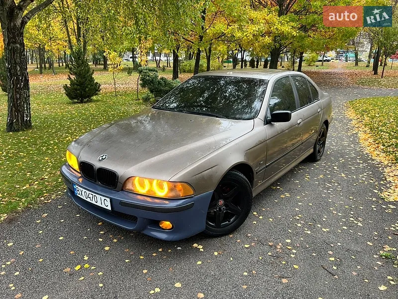 BMW 5 Series 2000
