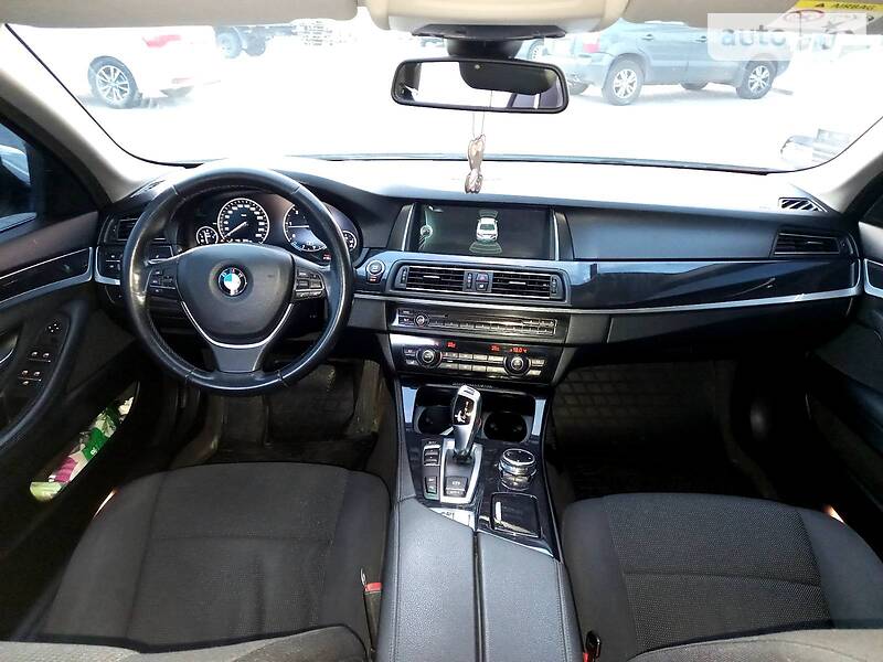 BMW 520  2013