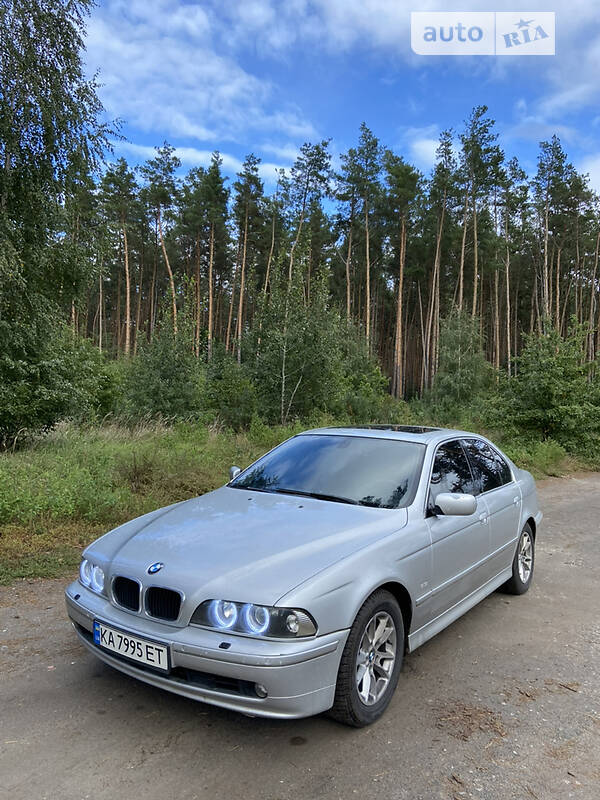 BMW 520