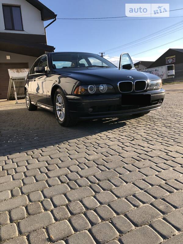 BMW 520
