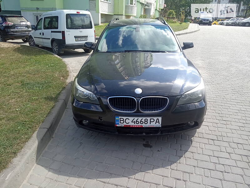 BMW 523