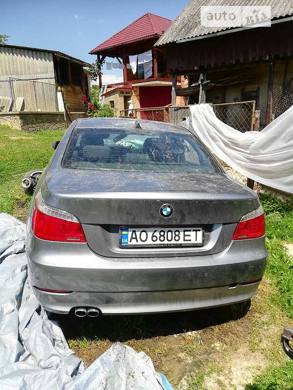 BMW 525