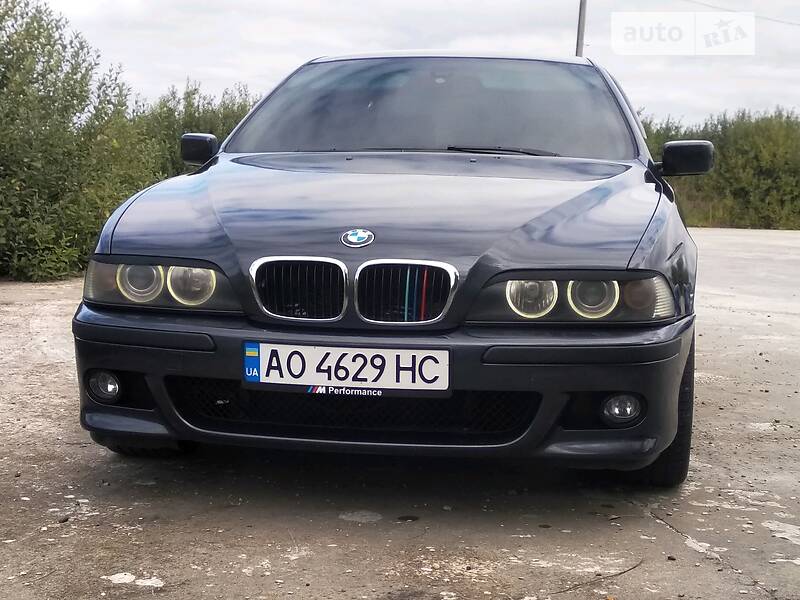 BMW 528