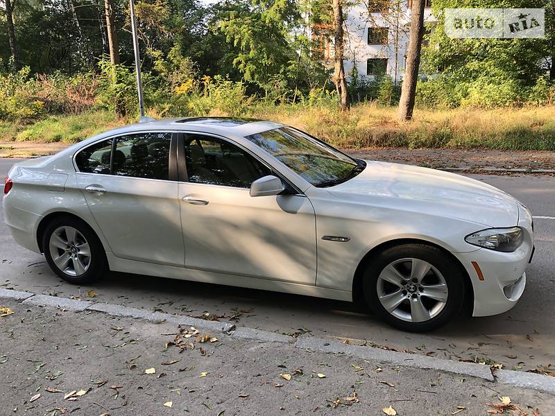 BMW 528