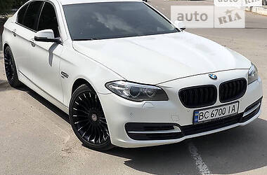 Седан BMW 528 2014 в Львове
