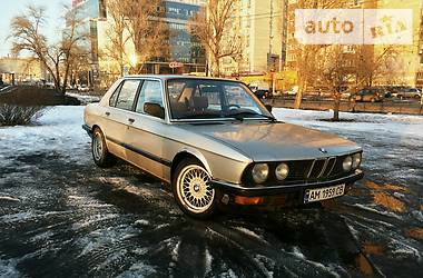 Седан BMW 530 1986 в Києві