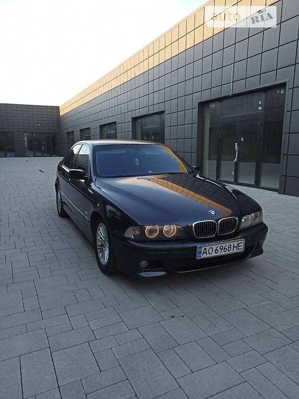 BMW 530