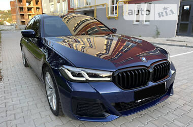 Седан BMW 530 2017 в Черновцах