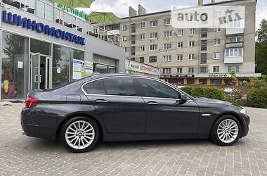 Седан BMW 535 2012 в Львове