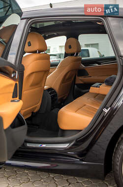 Лифтбек BMW 6 Series GT 2018 в 