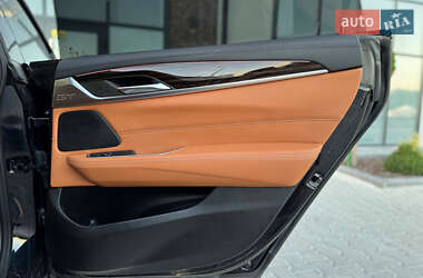 Лифтбек BMW 6 Series GT 2018 в 