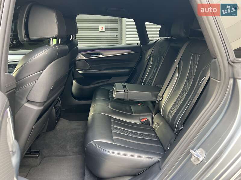 Лифтбек BMW 6 Series GT 2018 в Киеве фото 63 Лифтбек BMW 6 Series GT 2018 в Киеве
