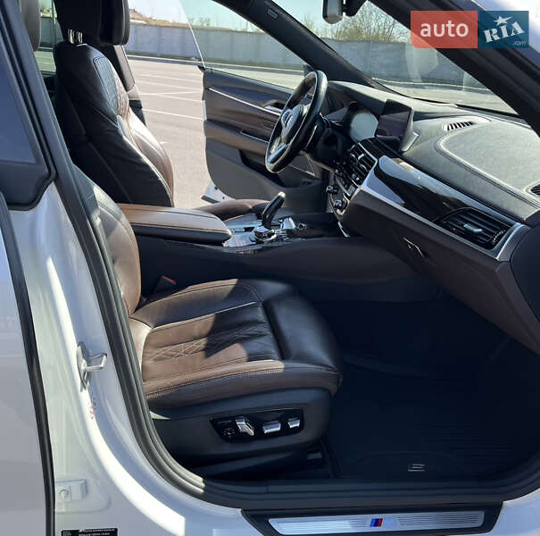 Лифтбек BMW 6 Series GT 2018 в Виннице