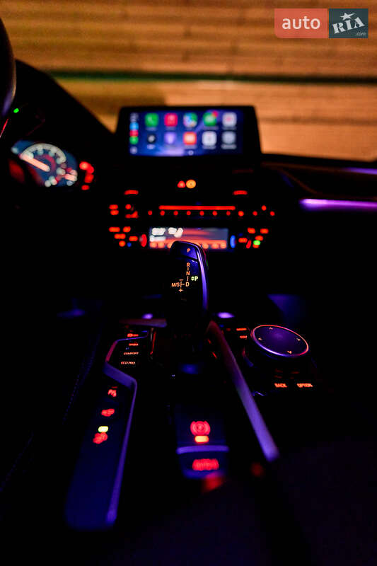 Лифтбек BMW 6 Series GT 2018 в Киеве фото 43 Лифтбек BMW 6 Series GT 2018 в Киеве