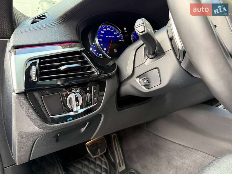 Ліфтбек BMW 6 Series GT 2018 в Києві фото 22 Ліфтбек BMW 6 Series GT 2018 в Києві