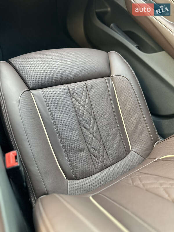 Лифтбек BMW 6 Series GT 2022 в Киеве