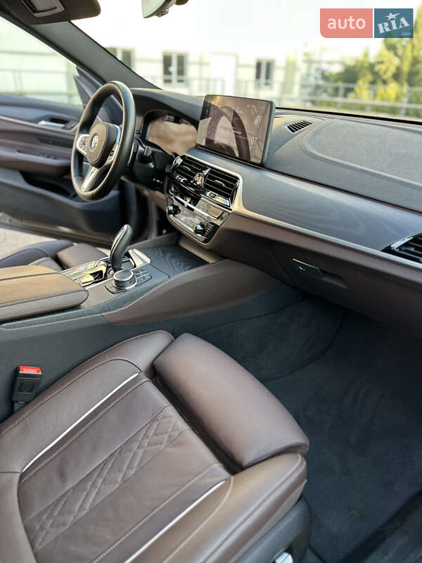 Лифтбек BMW 6 Series GT 2022 в Киеве