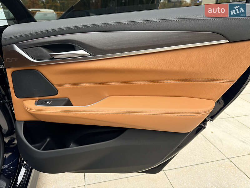 Лифтбек BMW 6 Series GT 2022 в Киеве