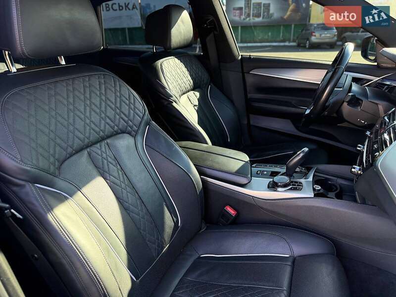 Лифтбек BMW 6 Series GT 2018 в Виннице