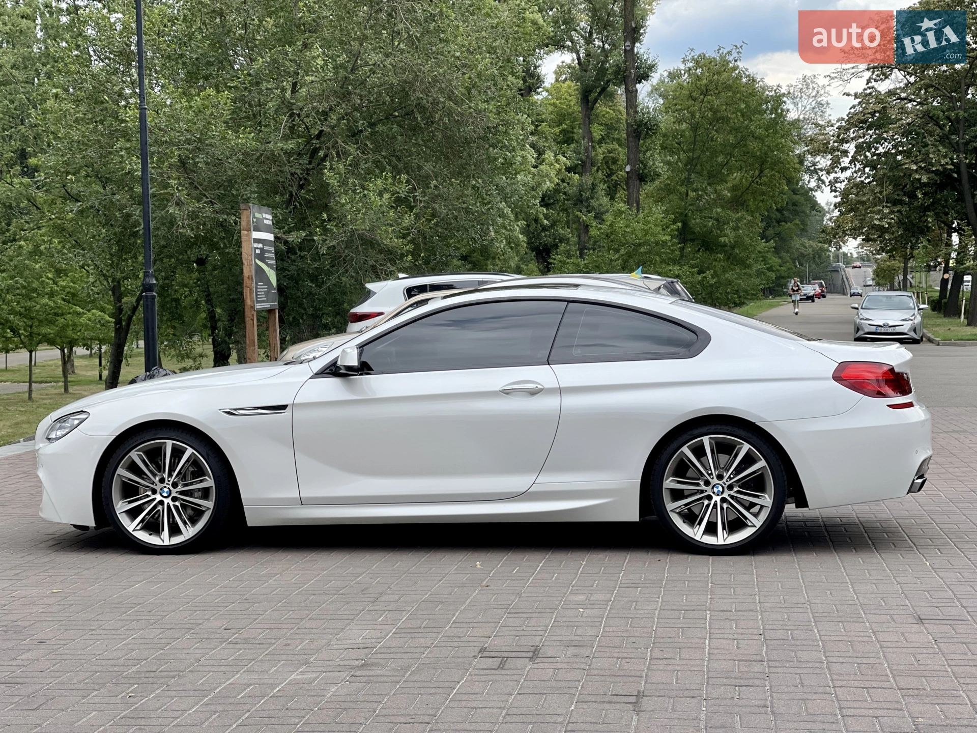 2012 BMW 6er - мініатюра 18
