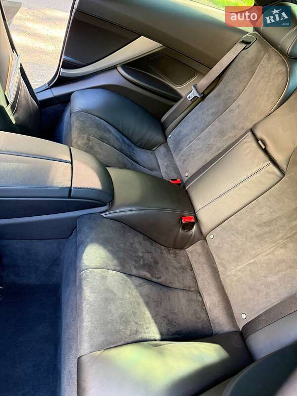 Купе BMW 6 Series 2013 в Києві